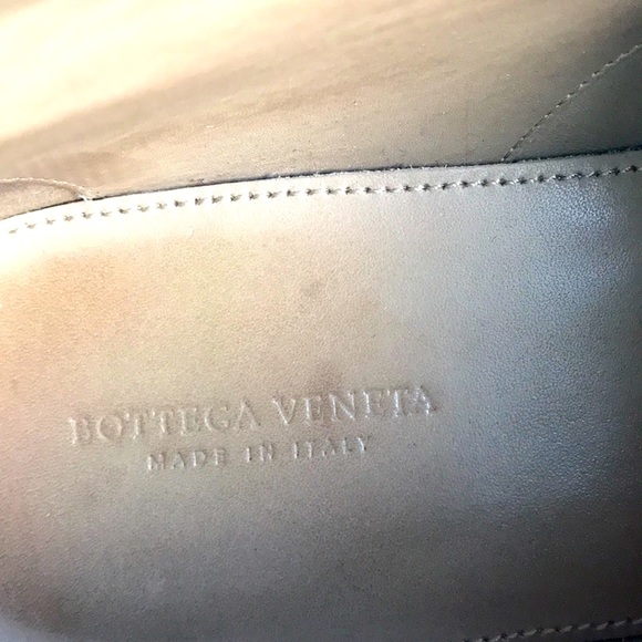 Bottega Veneta lace up boots - Picture 9 of 13